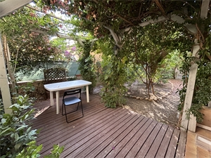 appartement à la location -   11100  NARBONNE, surface 50 m2 location appartement - APR726561